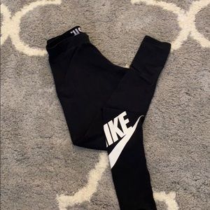Nike small leggings